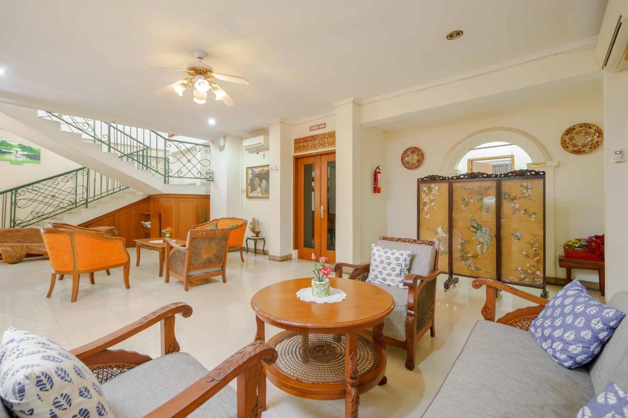 Reddoorz Plus Near Kemang Raya Jakarta Exteriör bild