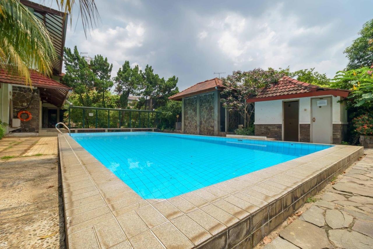 Reddoorz Plus Near Kemang Raya Jakarta Exteriör bild